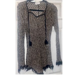 Sharagano Paris Women’s Striped Knit Pullover Top w/ Slits on the Side Size Med